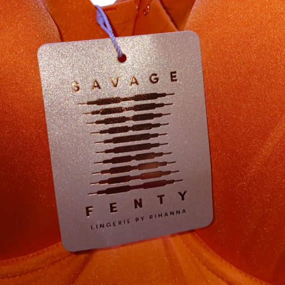 Savage X Fenty Women's Padded Underwire Bra SZ 40DD - Picture 3 of 10